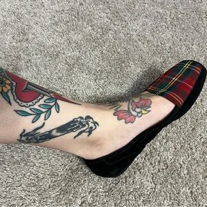 Bandolino Women’s Plaid loafer flats, size 9.5